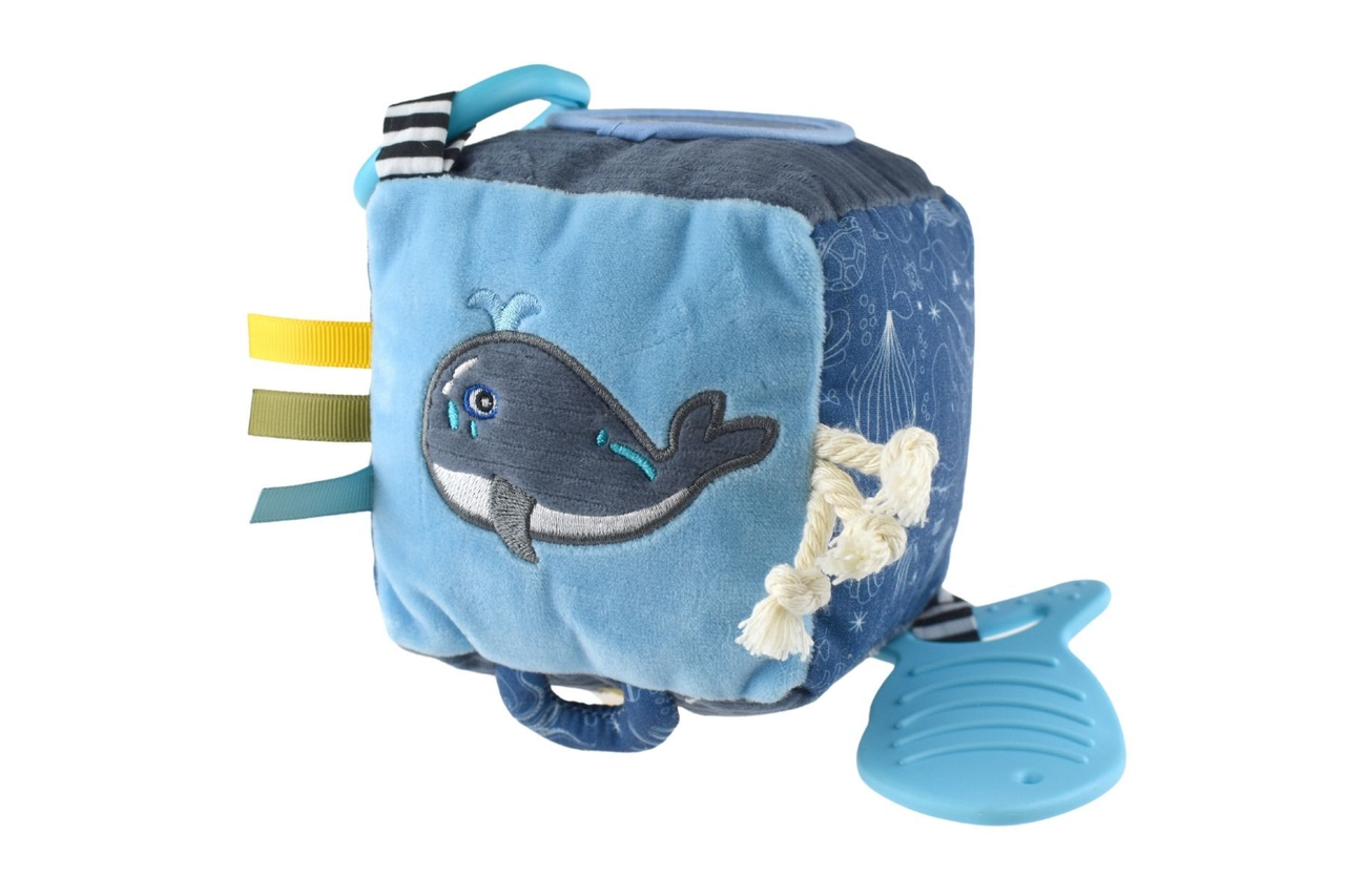 Snuggle Buddy Splashy Whale Discovery Cube